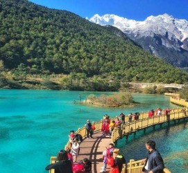 广西云南旅游攻略(云南旅游攻略必去景点顺序)