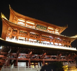 广西长沙旅游攻略(长沙旅游攻略景点必去长沙美食街)