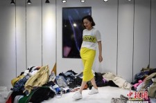广西兼职模特试衣服(兼职做试衣模特好吗)