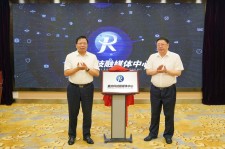 广西深圳兼职伴游美女qq的简单介绍
