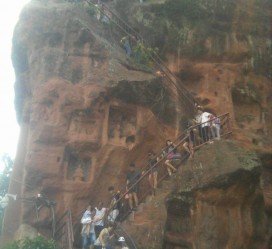 广西乐山旅游攻略(乐山旅游攻略自由行路线推荐)