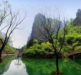 广西周边旅游攻略(三星堆周边旅游攻略)