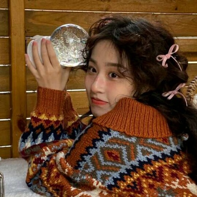 广西伴游女生郑晓涵的资料