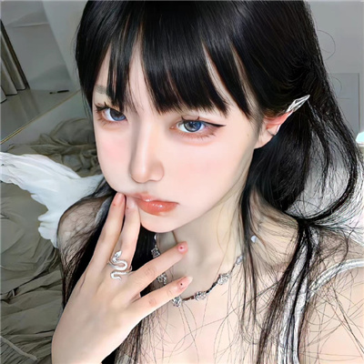 广西伴游女生杨悦澜的资料