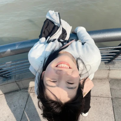 广西伴游女生李琳洁的资料