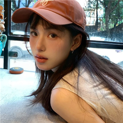 广西伴游女生杨梦研的资料