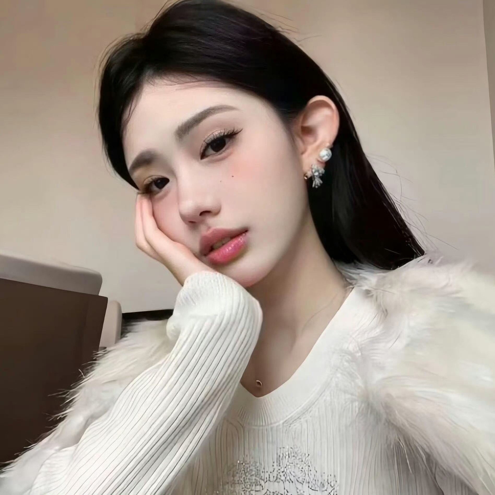 广西伴游女生沈梦蝶的资料