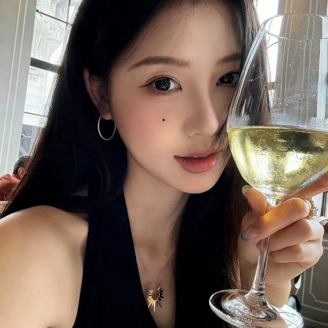 广西伴游女生 | 张诗涵的资料
